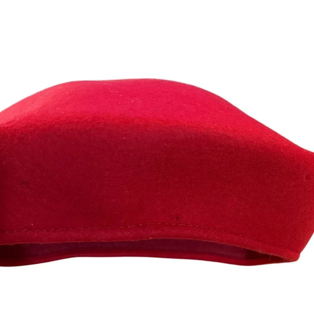 Olivia for Gymboree Red Wool Beret Hat Girls Large Ian Falconer Pig Parisian